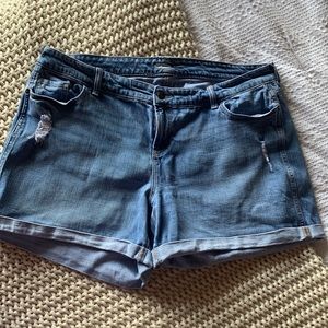 Old Navy Boyfriend Denim Shorts